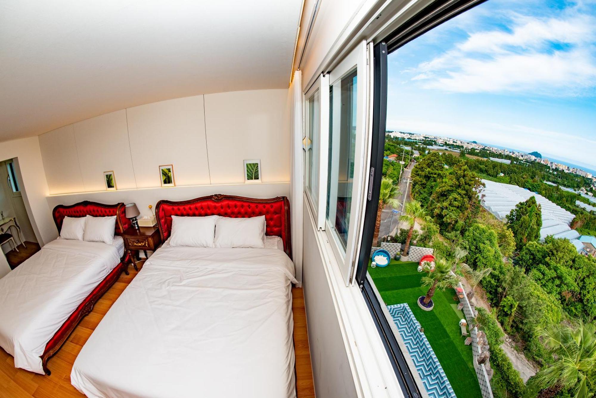 סאוגוויפו Jeju Bunkerhotel&Resort מראה חיצוני תמונה